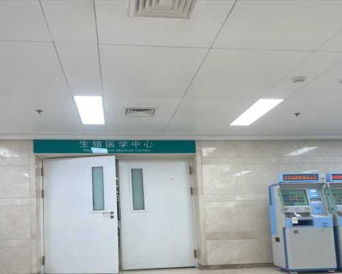 三岛由纪夫的切腹自杀有多搞笑？介错人连砍他三刀都没成功